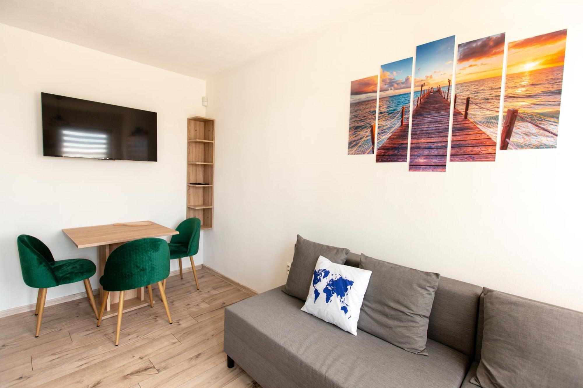 Ahoy Relax Apartmany Nesvady Экстерьер фото